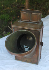 ancienne lampe de bateau train