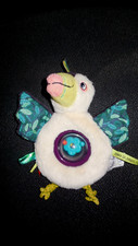 doudou peluche hochet oiseau toucan dans la jungle MOULIN ROTY