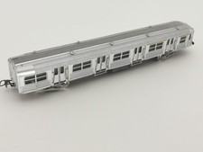 JOUEF ÉCHELLE HO VOITURE DE QUEUE DE TYPE BUDD AVEC FEUX ROUGES