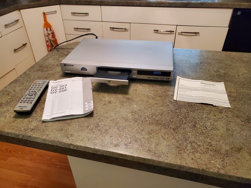 Pioneer 250 dvd player with - dvd,