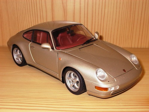 Porsche 911 993 - 1/18,