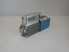 0811404753 - BOSCH- 0811 404 753 Servovalve Hydraulique pour presse injecte USED