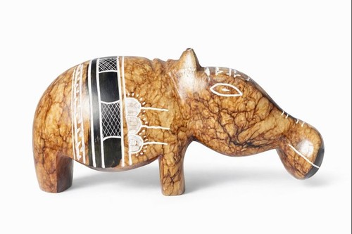 Hippopotame sculpture pierre
