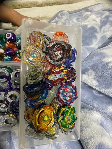 Beyblade lot metal - lot,
