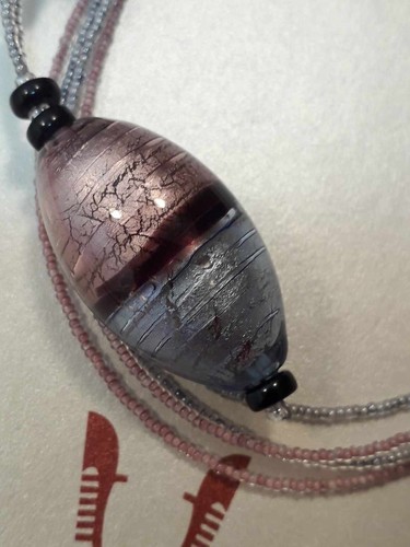 Elégant collier avec - elégant,