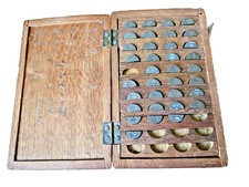 CABINET DE CURIOSITE COFFRET BOIS DE CHIFFRE CALENDAIRE EN DEMI-LUNE FONCTION ?