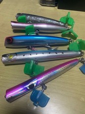 Une Collection De Poppers