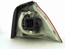 Feu arriere principal gauche