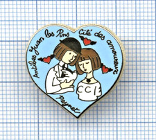 Pin's ARTHUS BERTRAND Les Amoureux de Peynet Coeur Colombe ANTIBES JUAN LES PINS