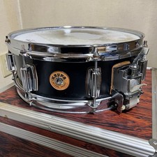 Caisse Claire Vintage Noire