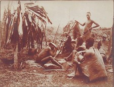Uganda - Blacksmith in Kigezi - PHOTOGRAPH Size 10.5 cm x 8 cm. - Publ. unknown