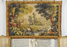 Superbe ancienne tapisserie tissée française Verdure à suspendre murale, château et oiseaux