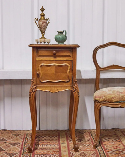 Odile table chevet - la, en