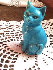 ANCIENNE PORCELAINE CHAT BLEU