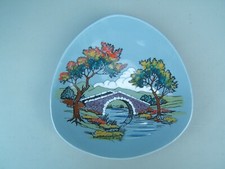 Ancienne assiette en émaux de
