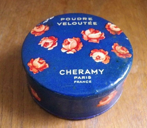 Ancienne boite carton vide