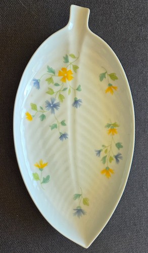 Petit plat ravier feuille
