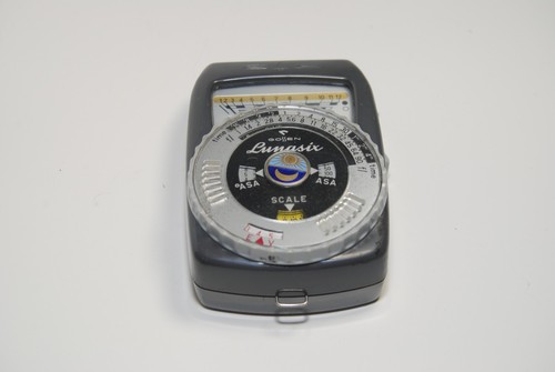 Gossen lunasix light meter