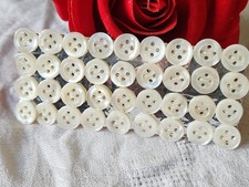 Plaque lot 36 boutons anciens