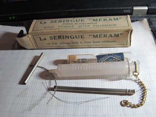 Seringue ancienne verre - seringue,