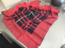 Carré foulard BURBERRY tartan rouge/noir 100% soie  85X85 cm