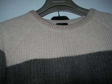 Pull neuf col rond beige et