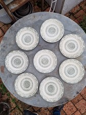 Lot 8 Assiettes Plates en