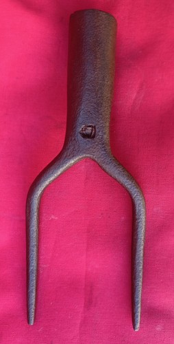 Ancienne fourche pic - ,
