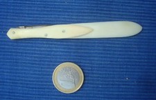 B35 Rare & Joli Coupe Papier