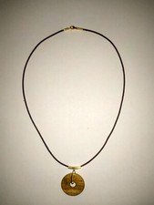 tour de cou collier , cordon