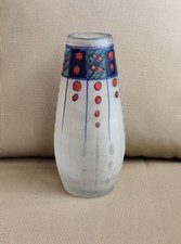 Vase ancien en verre pressé