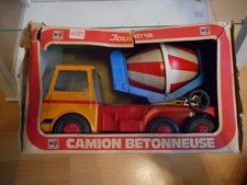Camion béton Joustra