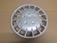 Ford Escort Mk6 1995 - Enjoliveur de roue d'origine 1151371 pièce neuve OEM