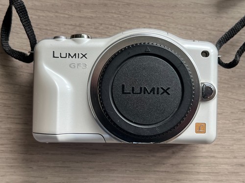 Panasonic Lumix DMC-GF3 -
