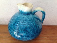 ACCOLAY superbe et original Vase pichet Bleu Gauloise Gitane bleu chamotté 