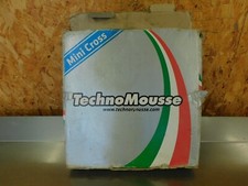 Bib Mousse neuf 17"