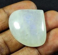 Cabochon de poire en pierre de