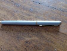 Stylo plume PIERRE CARDIN  sans cartouche