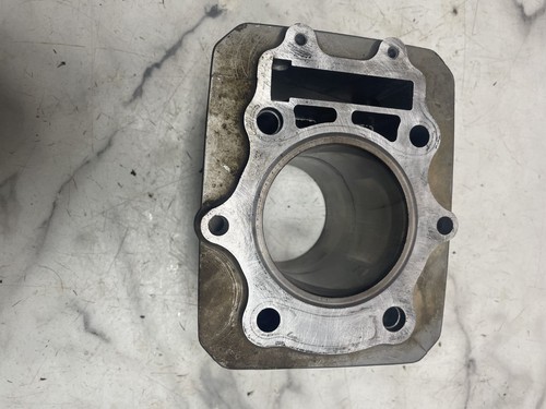 Cylindre moteur suzuki - cylindre,
