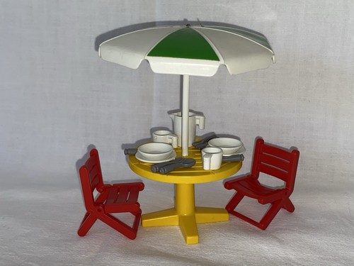 Playmobil table chaises - table,
