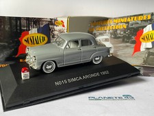 NOSTALGIE SIMCA ARONDE 1952