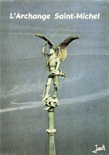 Mont saint michel statue - 50,