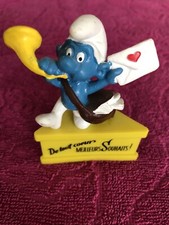 Schtroumpf  Sur Socle De Tout