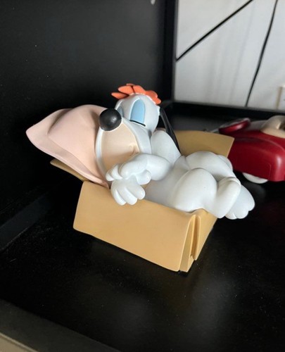 Figurine droopy endormi - figurine,