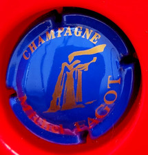 capsule de champagne fagot michel  n°8 (bleu foncé et or) cote 5€