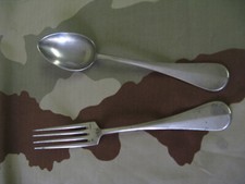 COUVERTS/ FOURCHETTE+ CUILLERE  poinçon métal blanc 72  Ref:CFC 5