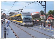 APSP7-0435-TRAIN - PORTO - Le metro traverse le pont Dom-Luis