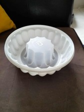 Tupperware - Moule Couronne à Charlotte ( Sans couvercle)