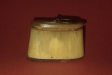 Ancienne Tabatière à Priser en corne bovine et bois