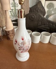 Flacon Ancien à parfum opaline motif floral